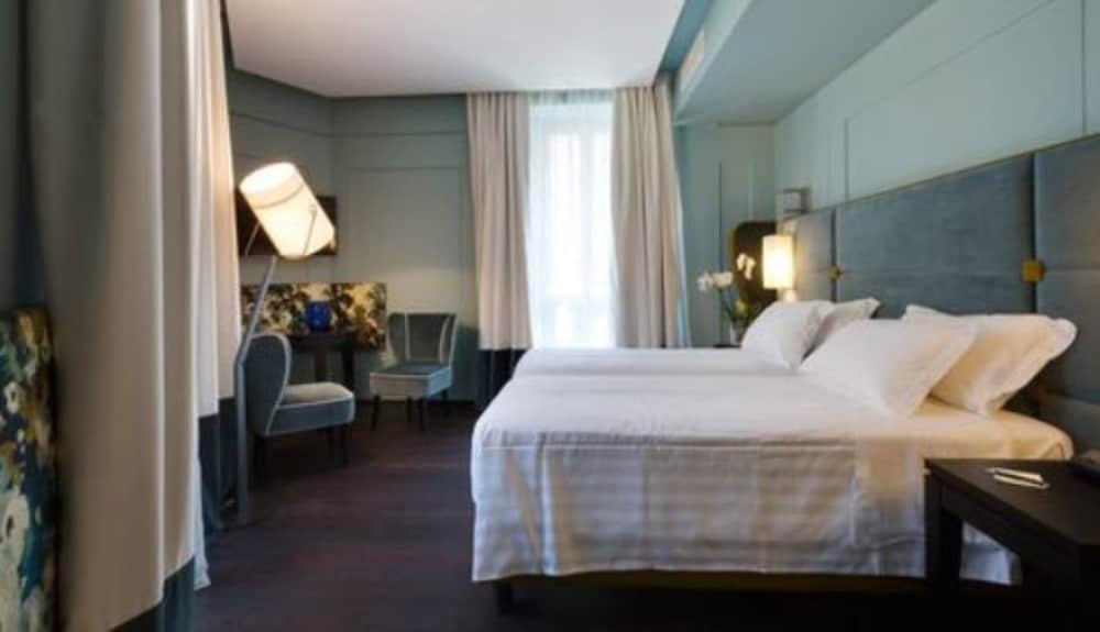 Stendhal Luxury Suites Rome Bagian luar foto