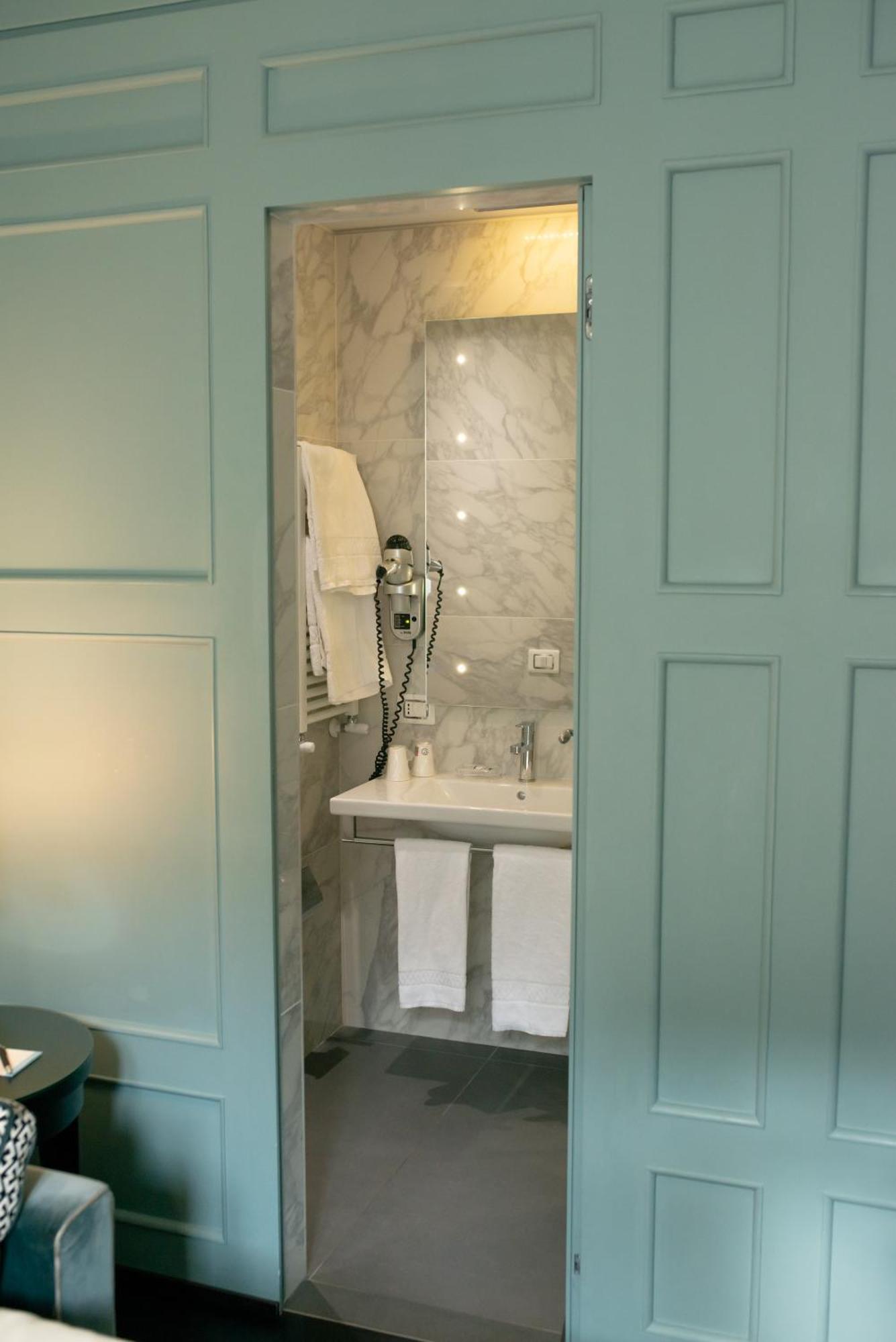Stendhal Luxury Suites Rome Bagian luar foto