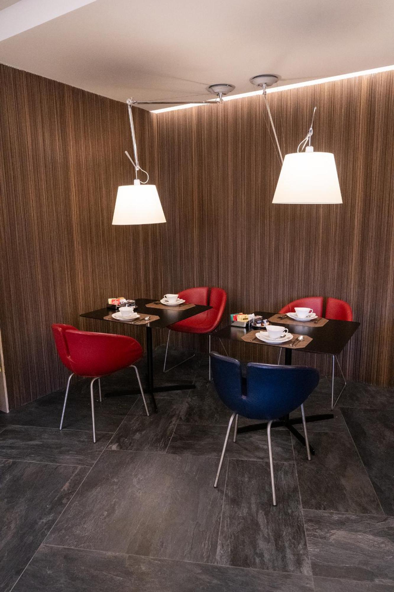 Stendhal Luxury Suites Rome Bagian luar foto